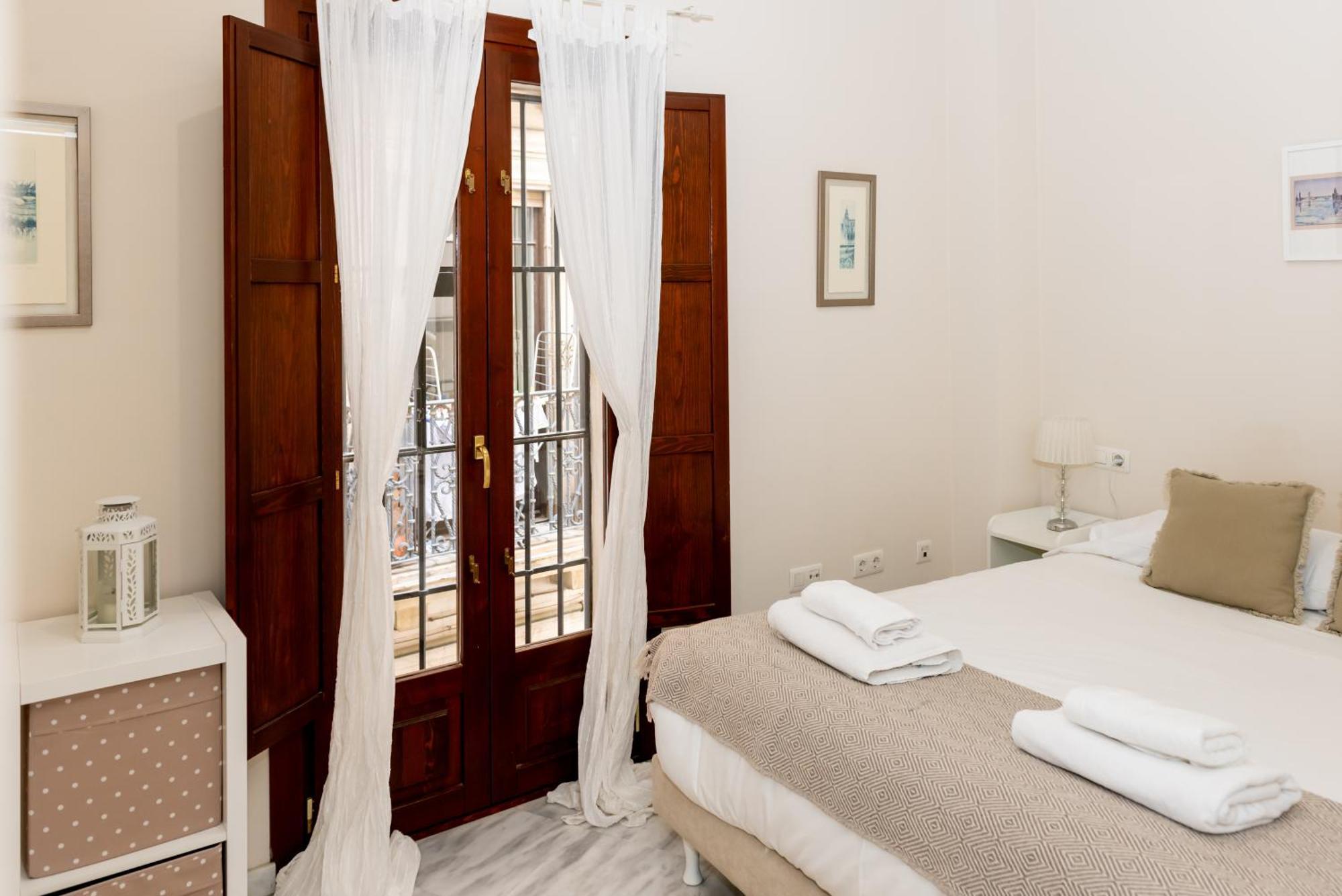 Charming & Quiet Apartment In Plaza Del Salvador إشبيلية المظهر الخارجي الصورة